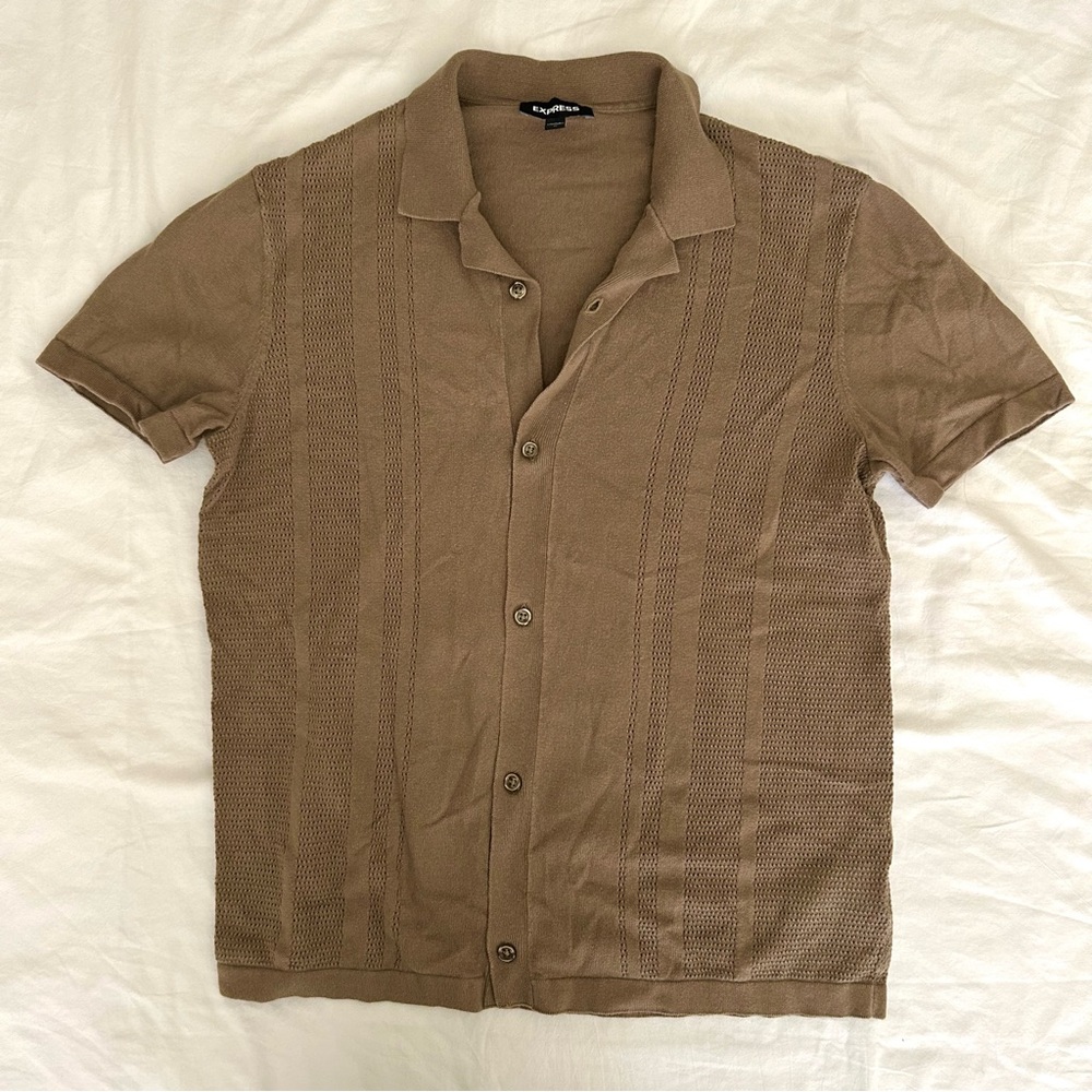 Express Men’s Button Up Short Sleeve Size Medium
